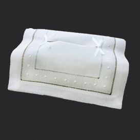 Couvre-boite mouchoirs en tissu "jours venise et plumetis" coton blanc 648W