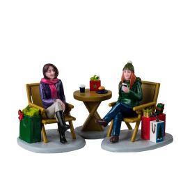 LEMAX 42350 - Figurine pause entre fille après shopping de noël