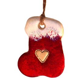 Suspension céramique botte rouge décor coeur