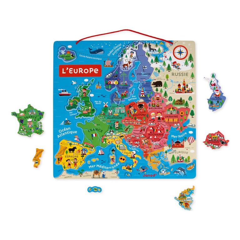 Carte de l’Europe magnétique en bois